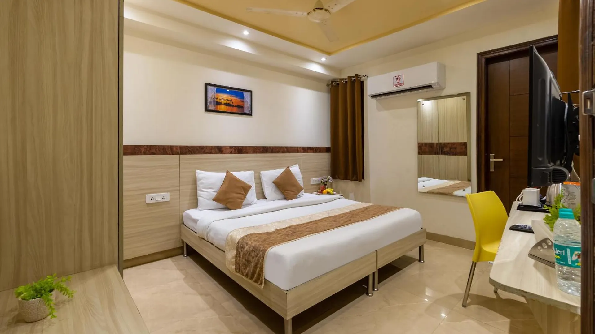 Guest house Windchime 853 Hotel Gurgaon
